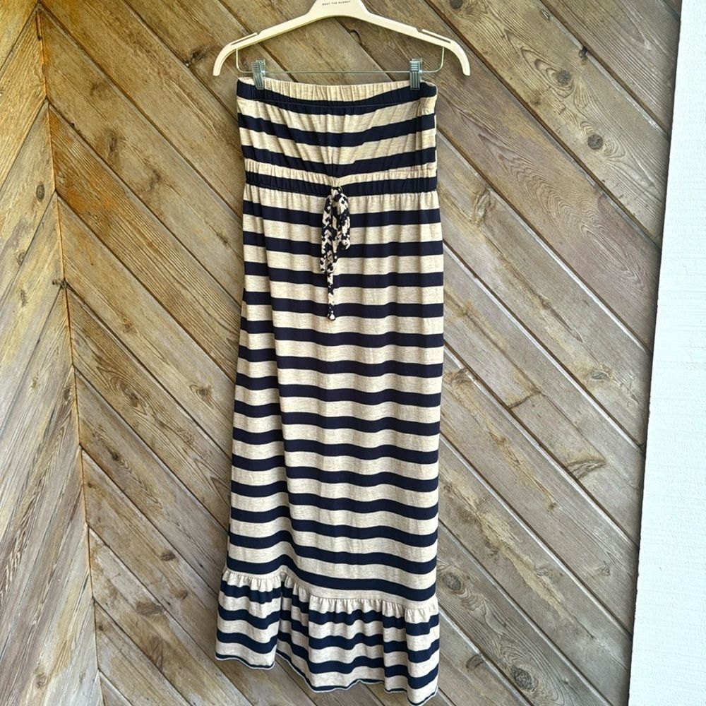 Weaver strapless striped maxi dress beige and navy size large